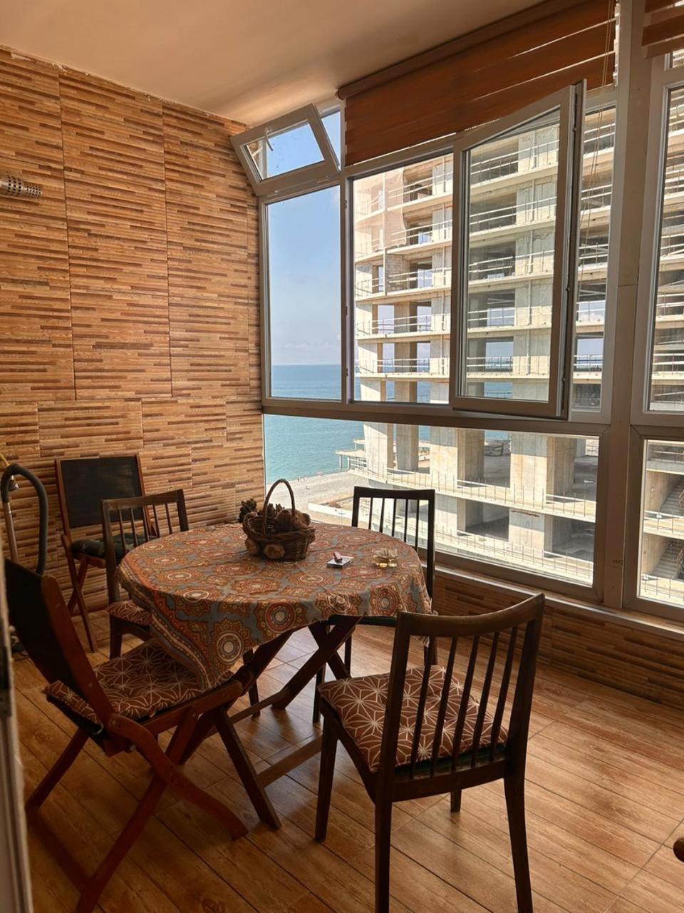 Apartament Amazing Magnolia Batumi Zewnętrze zdjęcie